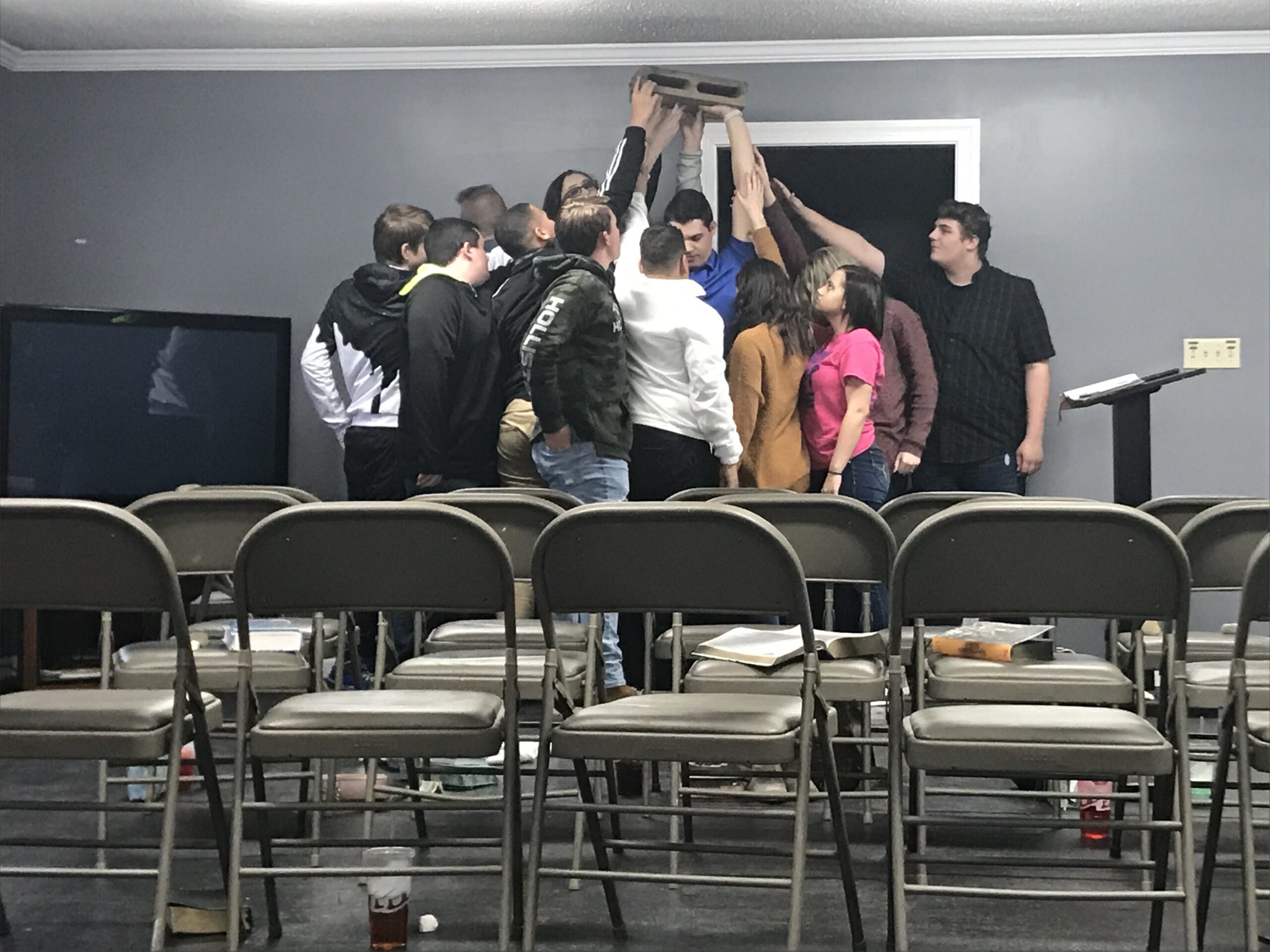 20190106_194521085_iOS Student Bible Studies